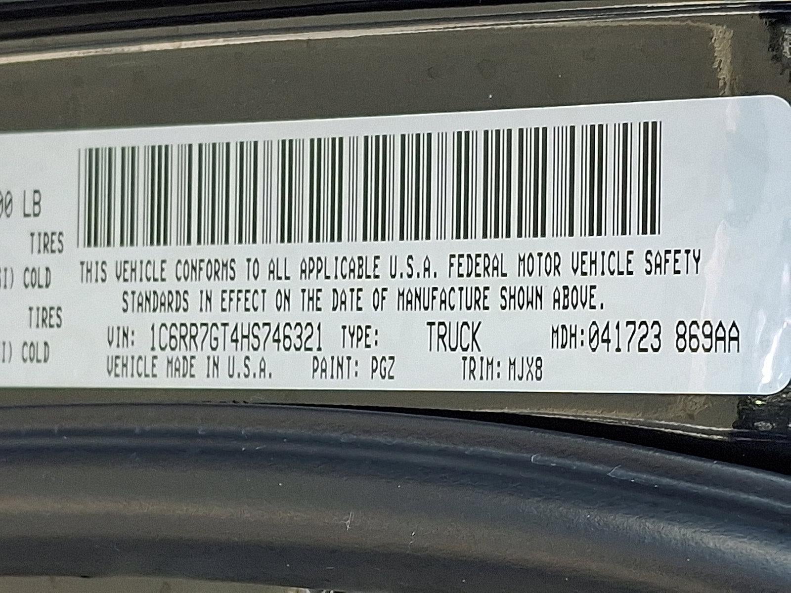 2017 RAM 1500 Big Horn 4x4 Quad Cab 6'4" Box