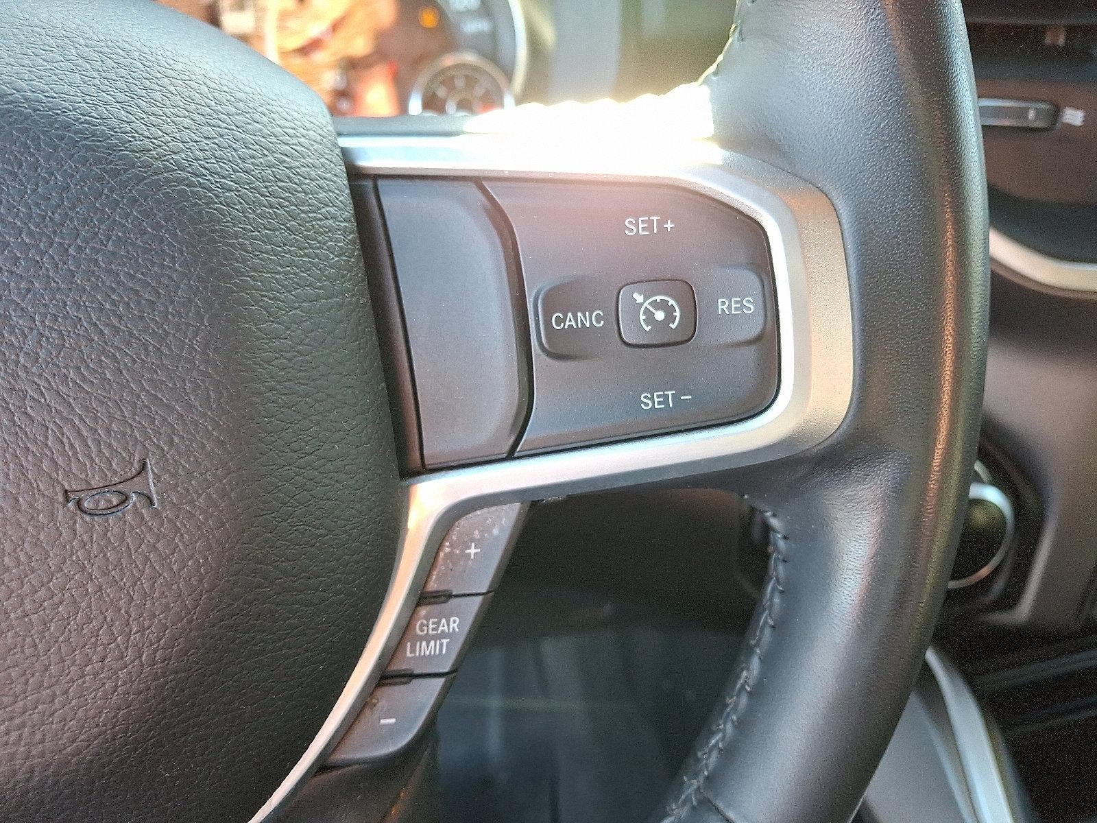 2022 RAM 1500 Big Horn 4x4 Crew Cab 5'7" Box