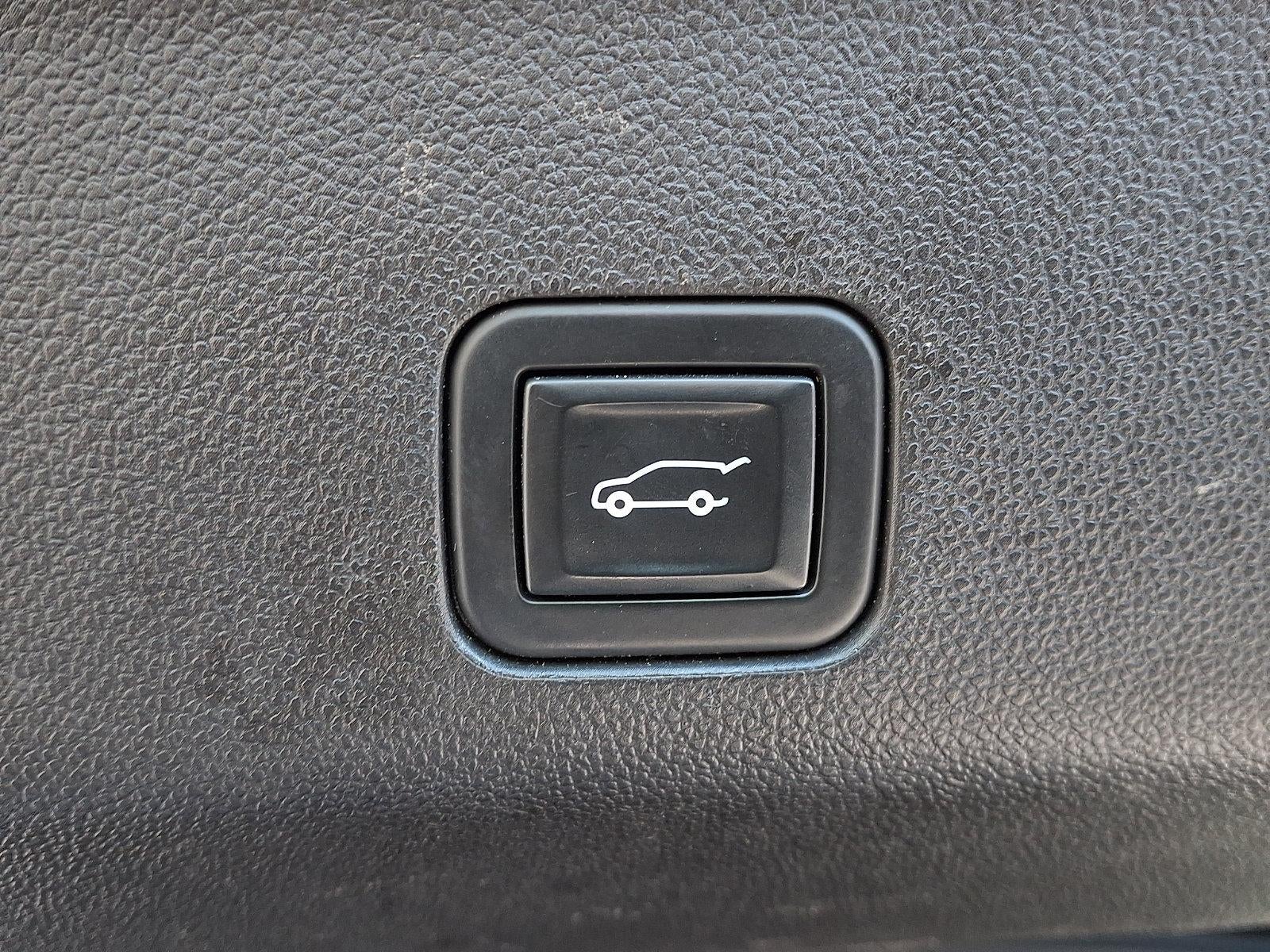 2021 Chevrolet Suburban 4WD RST
