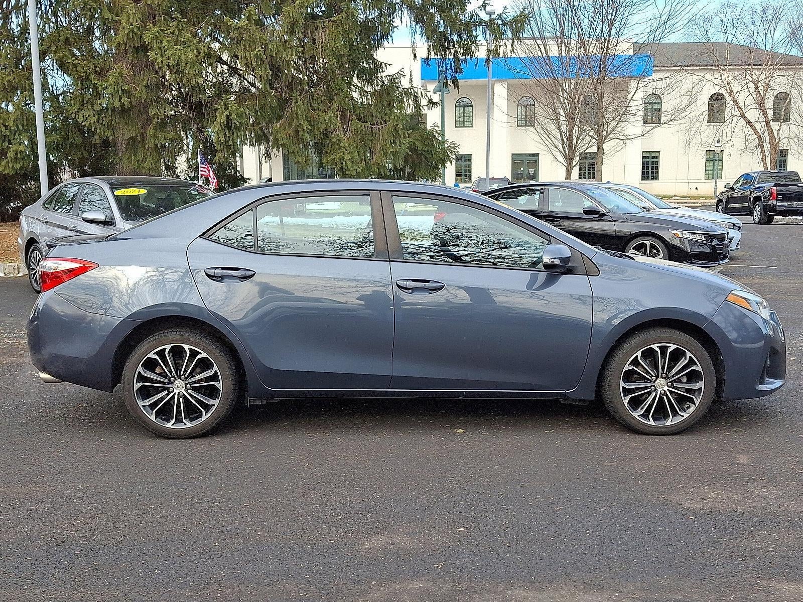 2016 Toyota Corolla 4dr Sdn CVT Auto S (SE)