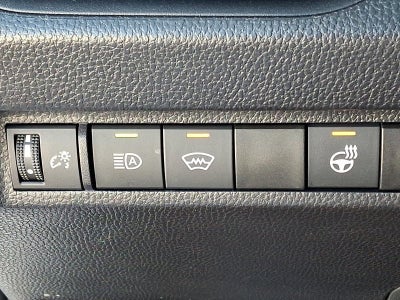 2025 Toyota RAV4 XLE Premium AWD (Natl)