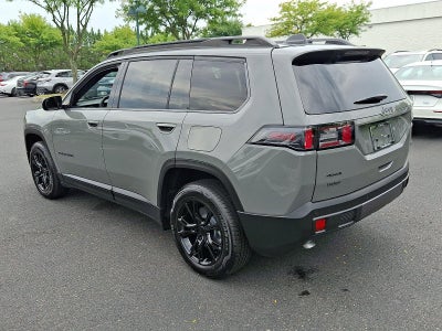 2026 Jeep Cherokee Laredo 4x4