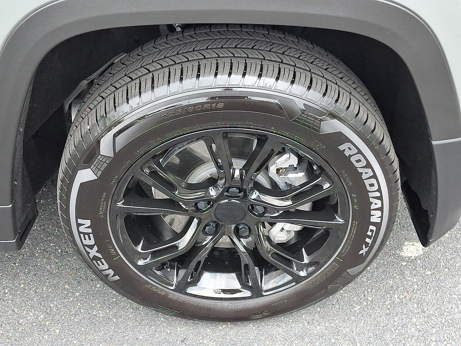 2026 Jeep Cherokee Laredo 4x4