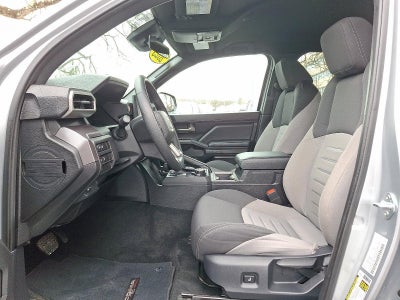 2025 Toyota Tacoma 4WD 4WD SR Double Cab 5' Bed MT (Natl)