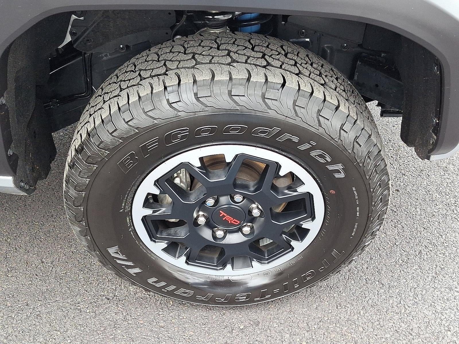 2025 Toyota Tacoma 4WD 4WD SR Double Cab 5' Bed MT (Natl)