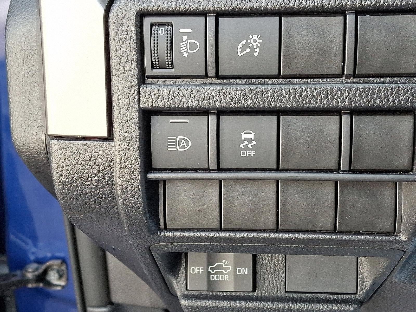 2025 Toyota Tacoma 4WD 4WD TRD Sport Double Cab 5' Bed MT (Natl)