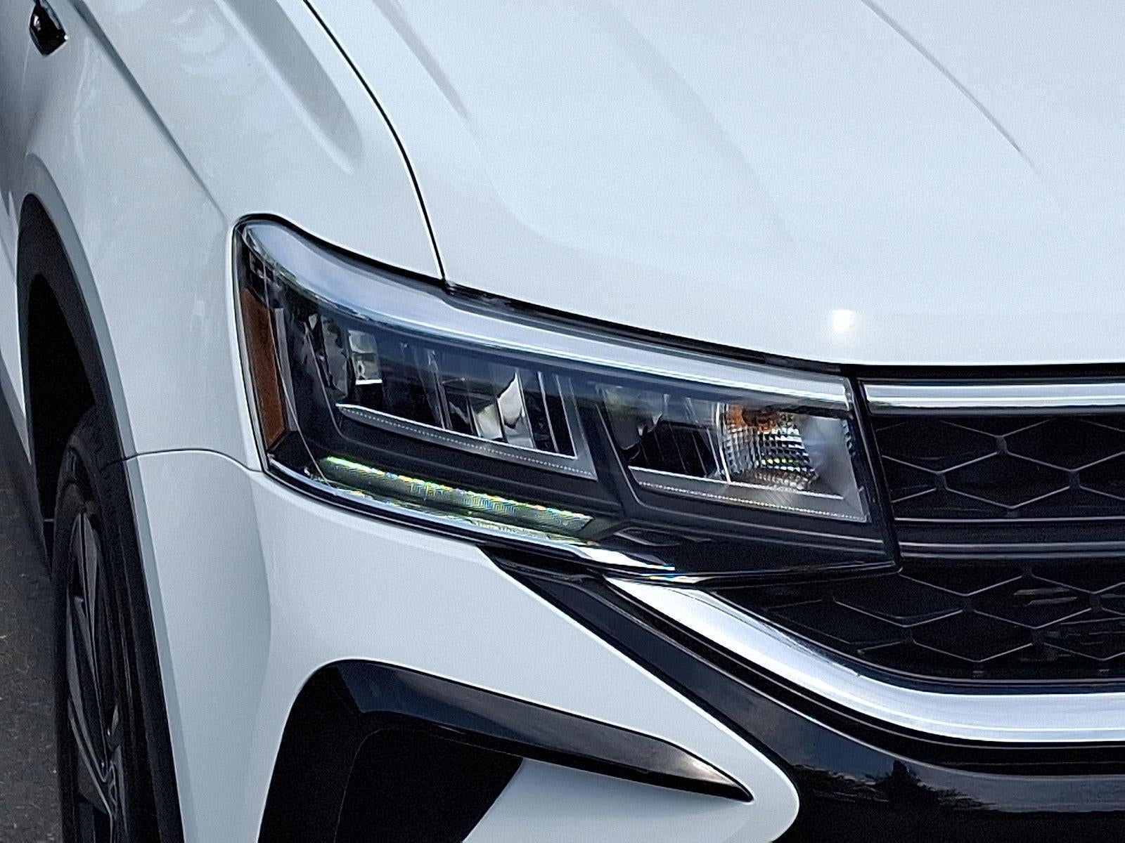 2023 Volkswagen Taos SE 4MOTION