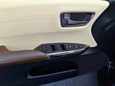 2016 Toyota Avalon Hybrid 4dr Sdn XLE Plus (Natl)