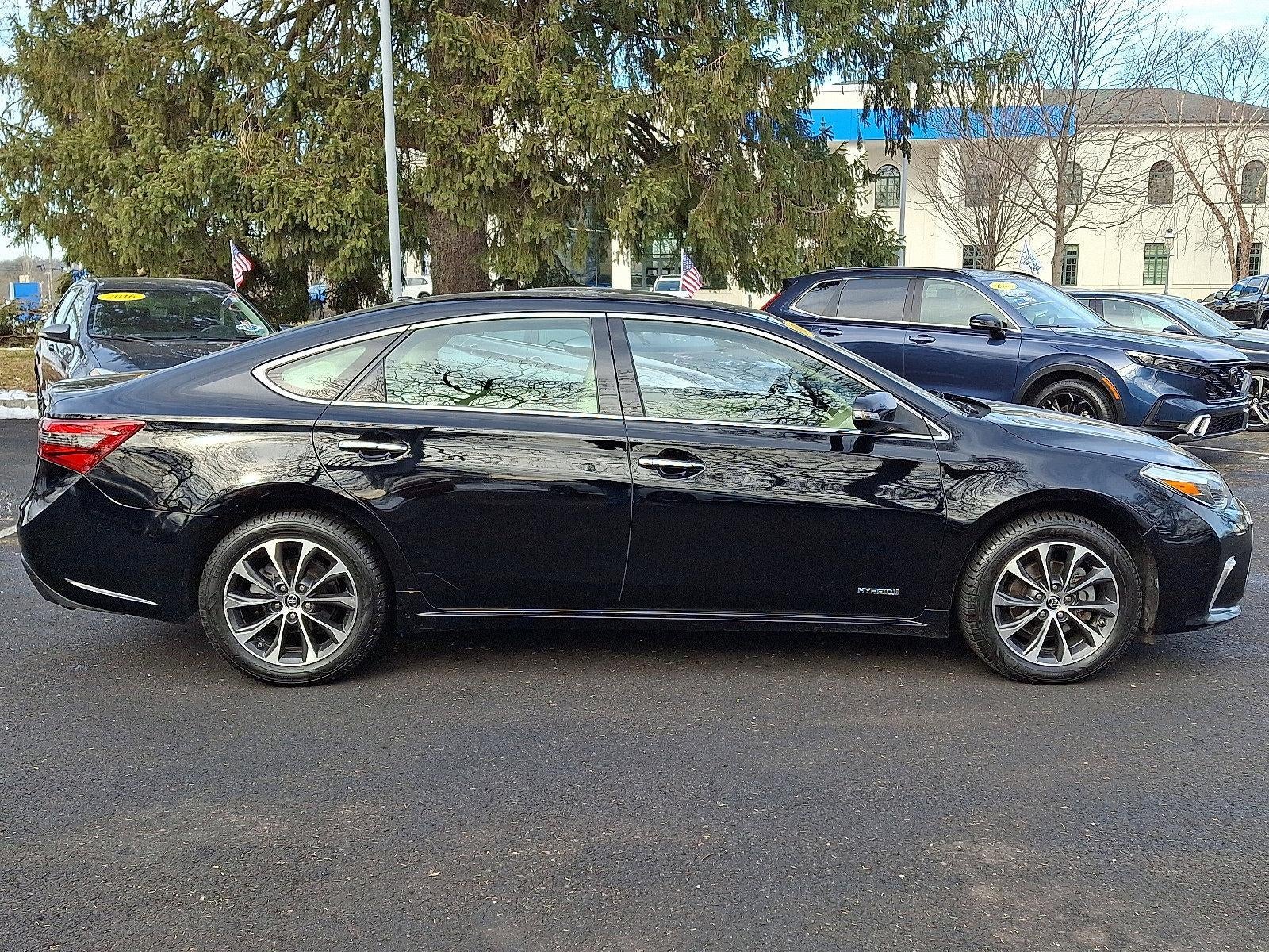 2016 Toyota Avalon Hybrid 4dr Sdn XLE Plus (Natl)