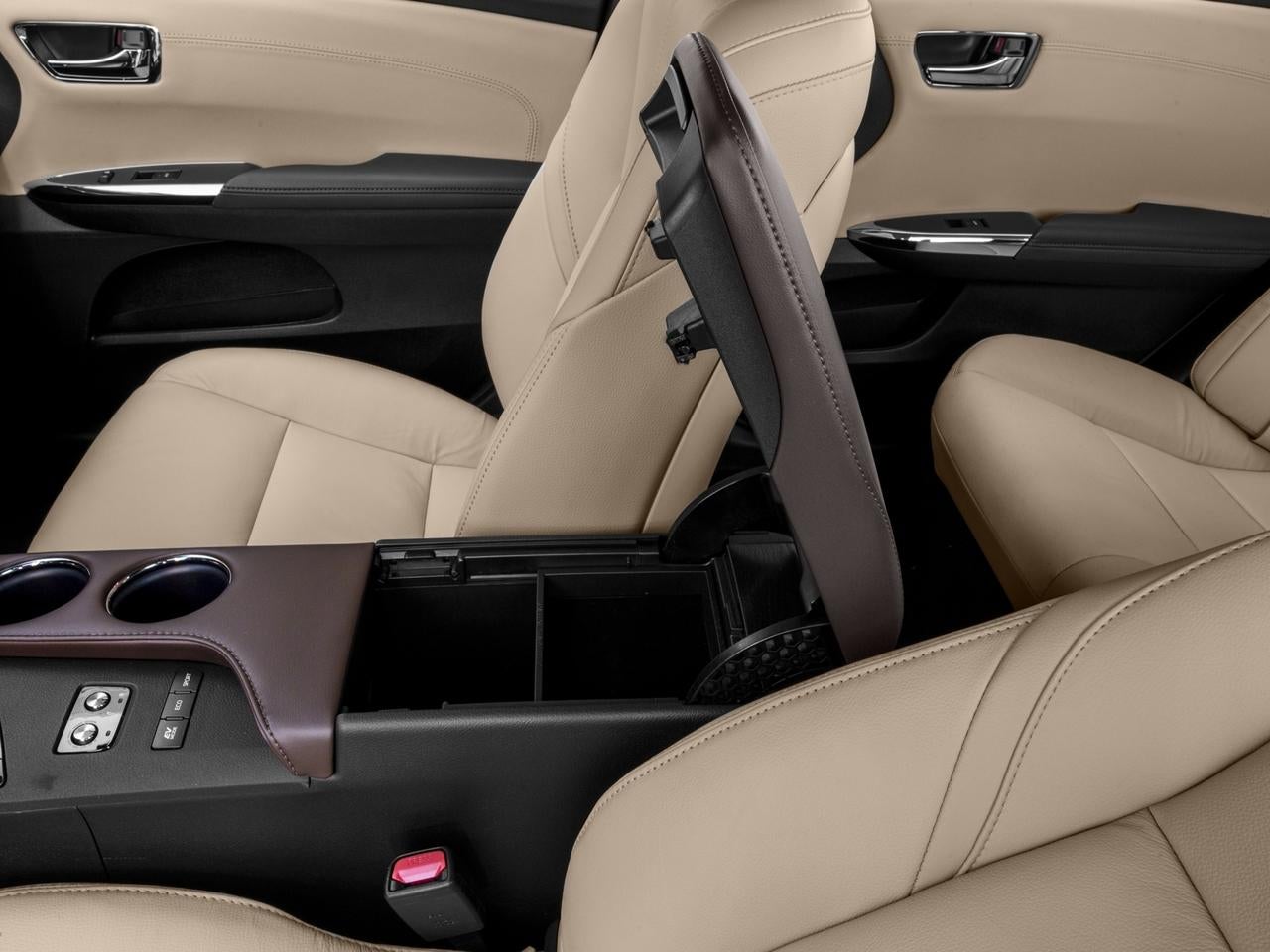 2016 Toyota Avalon Hybrid 4dr Sdn XLE Plus (Natl)