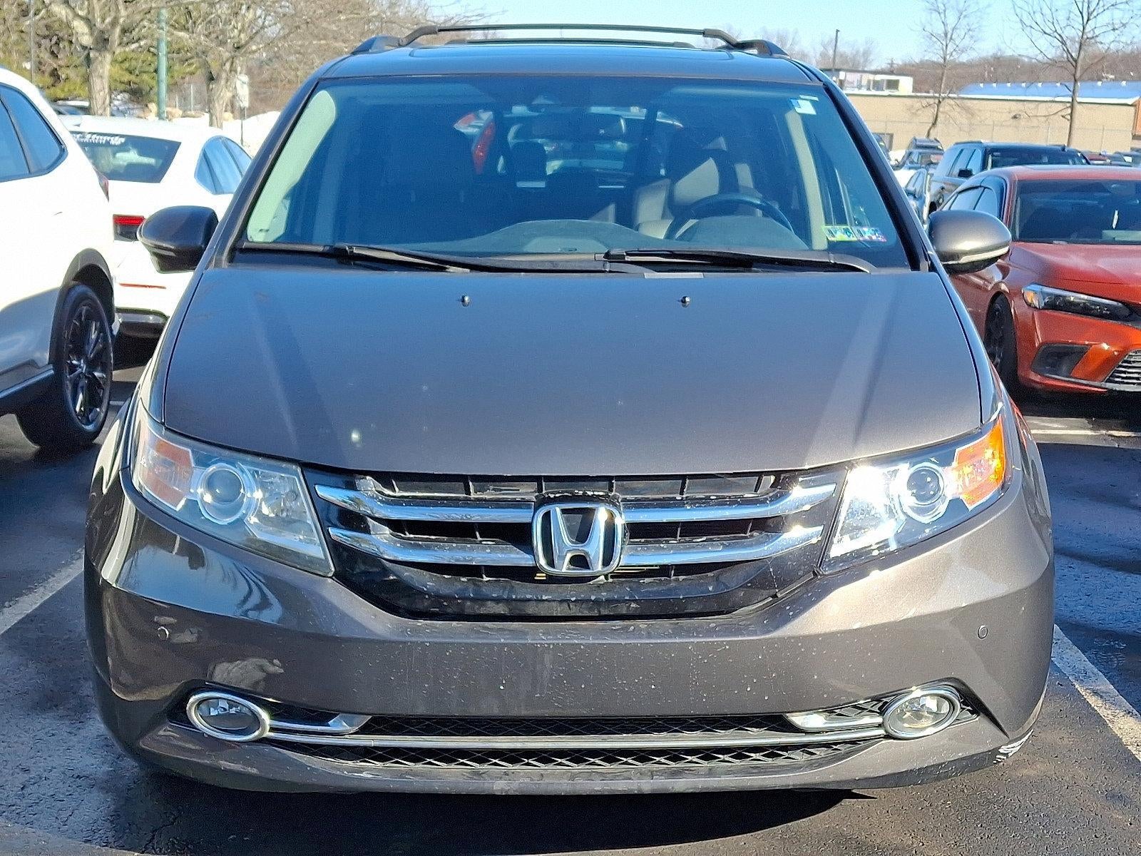 2015 Honda Odyssey Touring with DVD Rear Entertainment System and Navigation