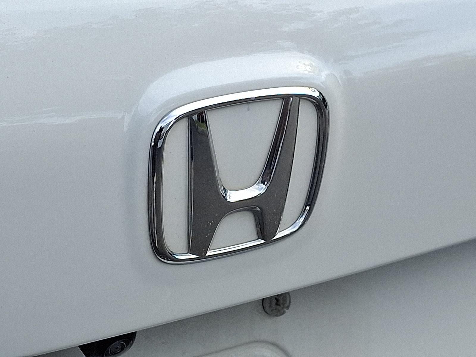 2022 Honda Pilot Touring 8-Passenger AWD
