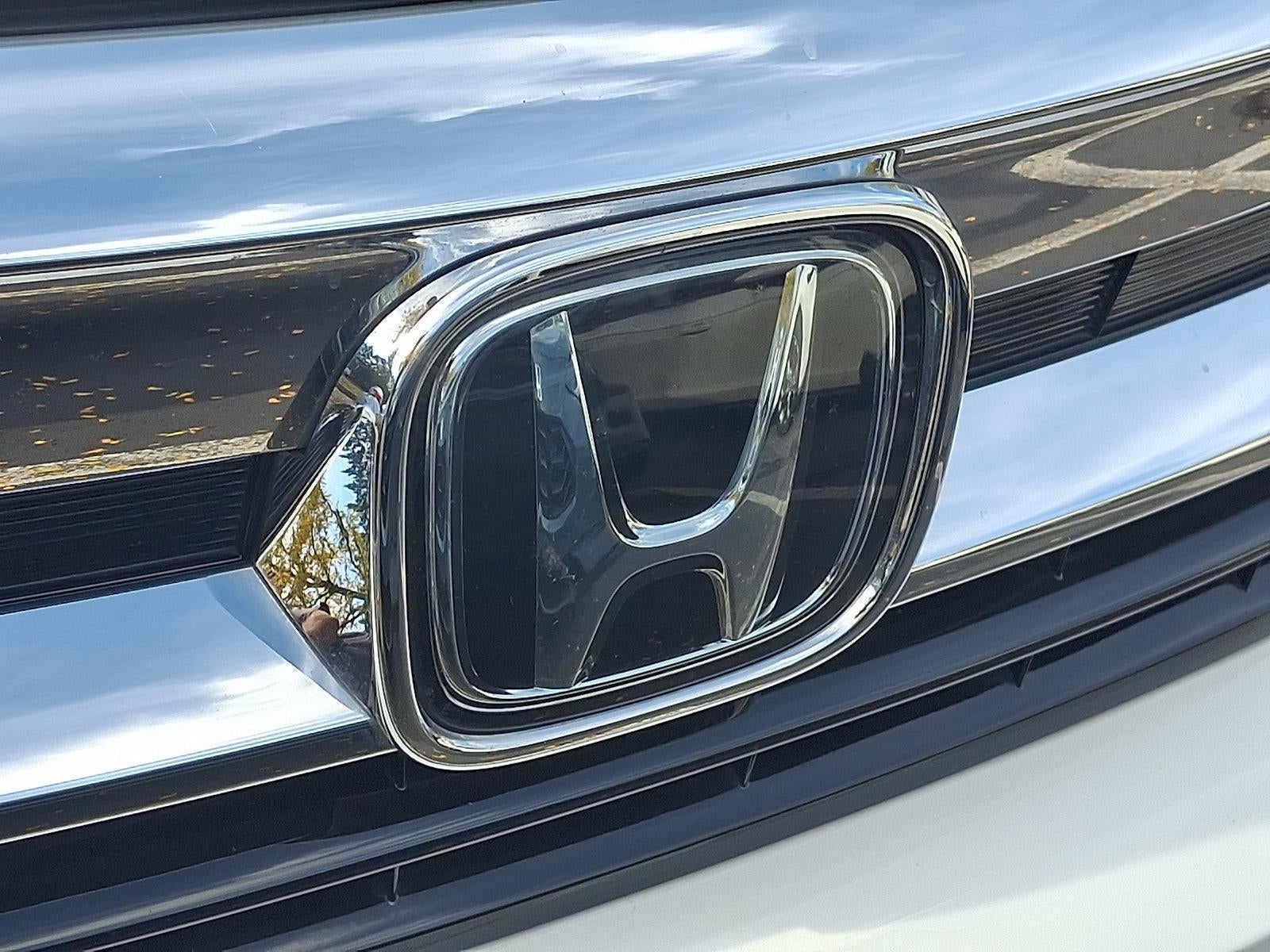 2022 Honda Pilot Touring 8-Passenger AWD