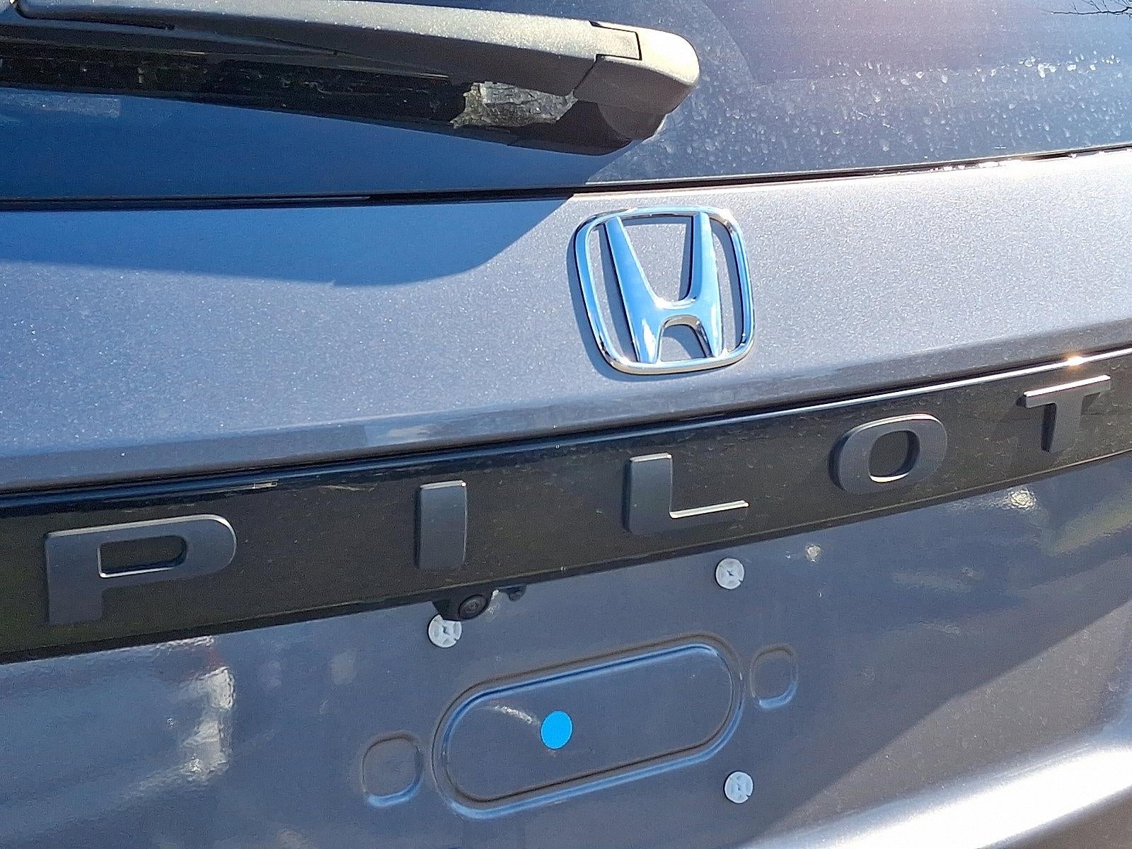 2023 Honda Pilot Touring AWD