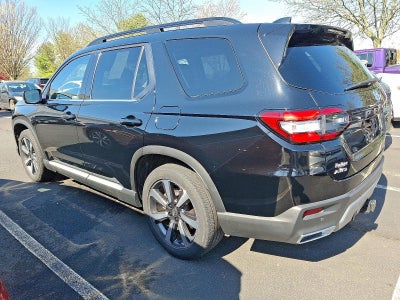2024 Honda Pilot Touring AWD
