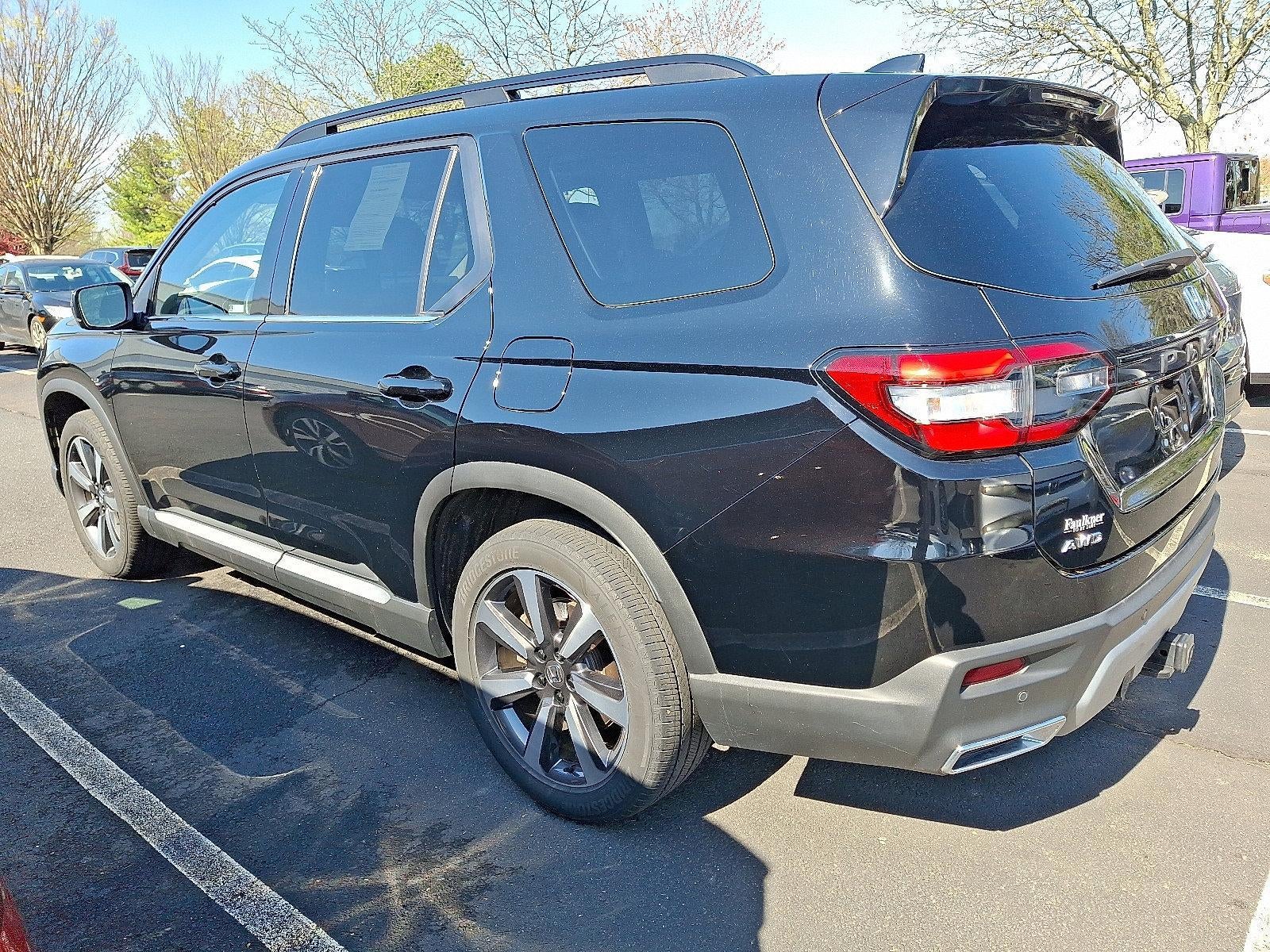 2024 Honda Pilot Touring AWD