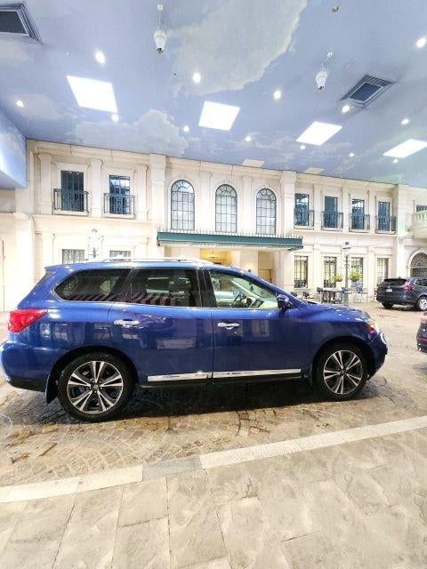 2017 Nissan Pathfinder 4x4 Platinum