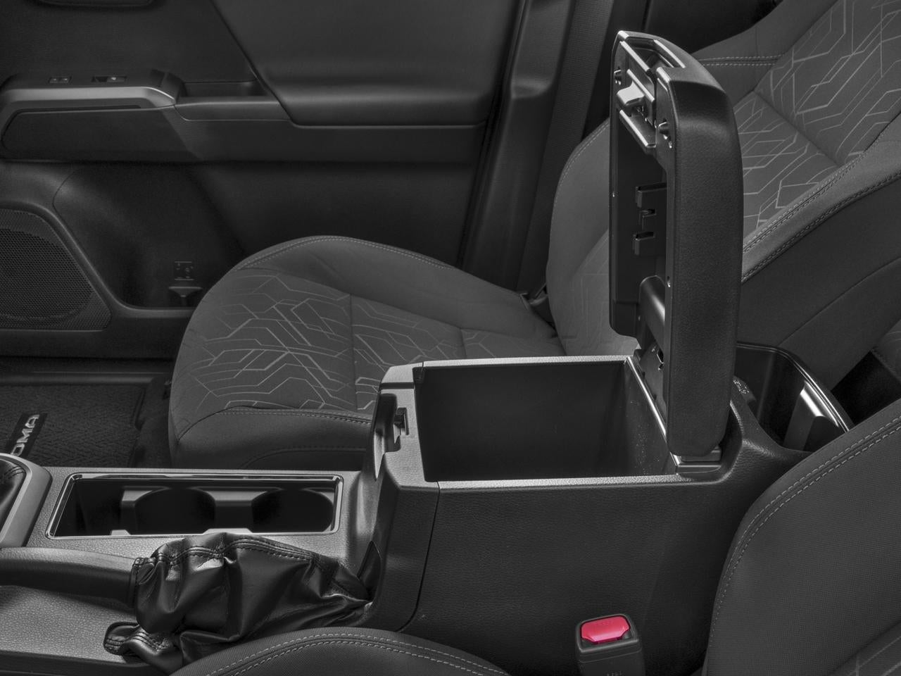 2017 Toyota Tacoma TRD Sport Double Cab 5' Bed V6 4x4 AT (Natl)