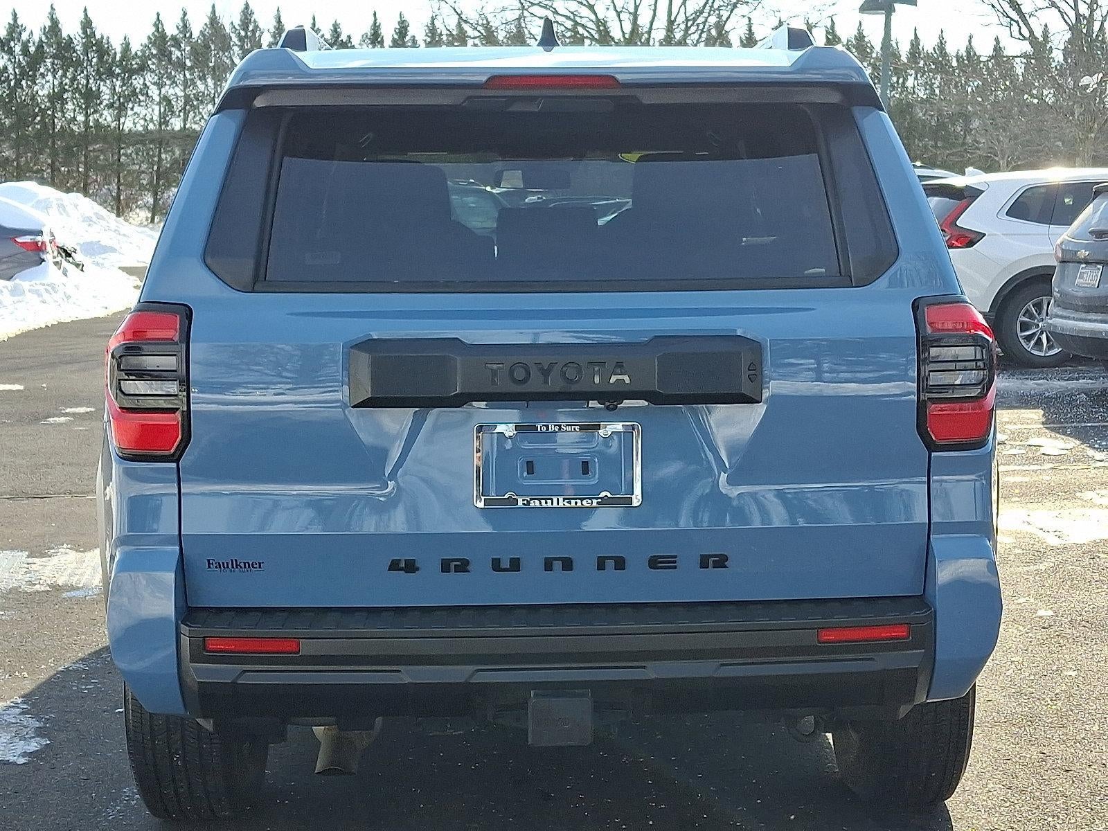 2025 Toyota 4Runner SR5 4WD (GS)