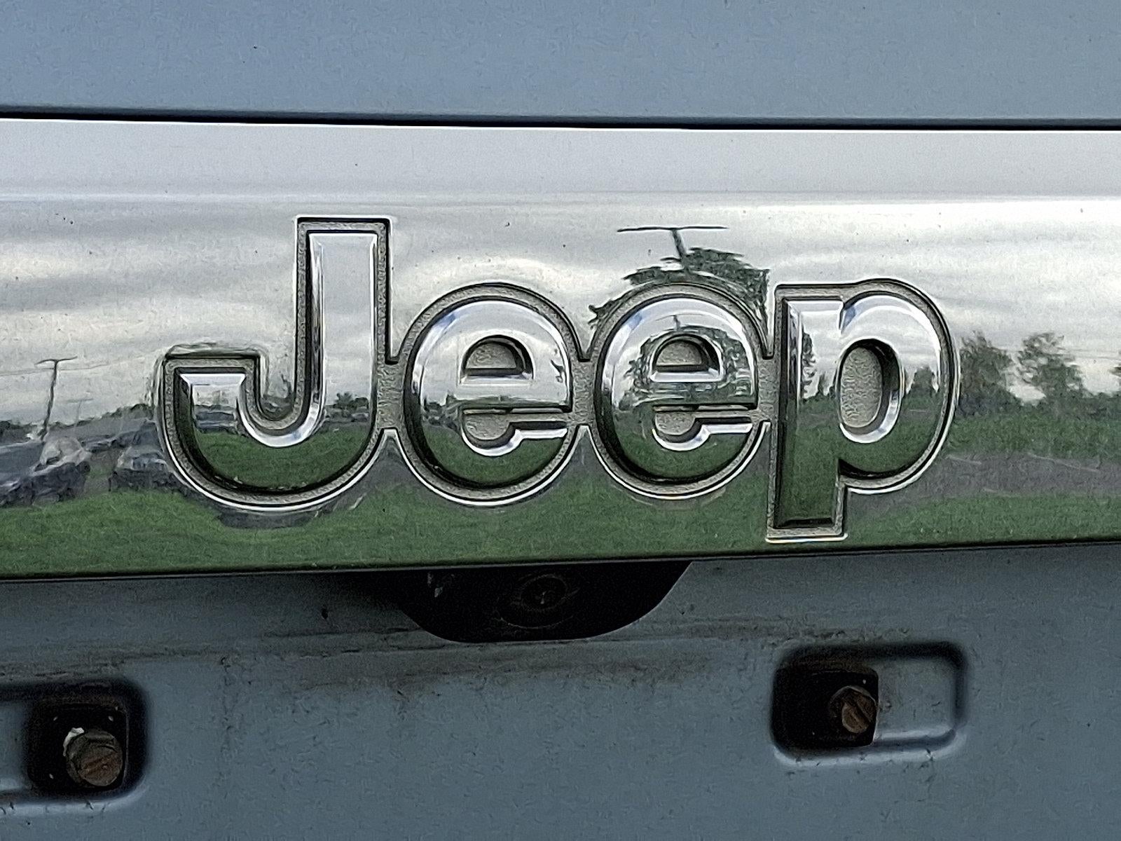 2012 Jeep Grand Cherokee 4WD 4dr Overland Summit