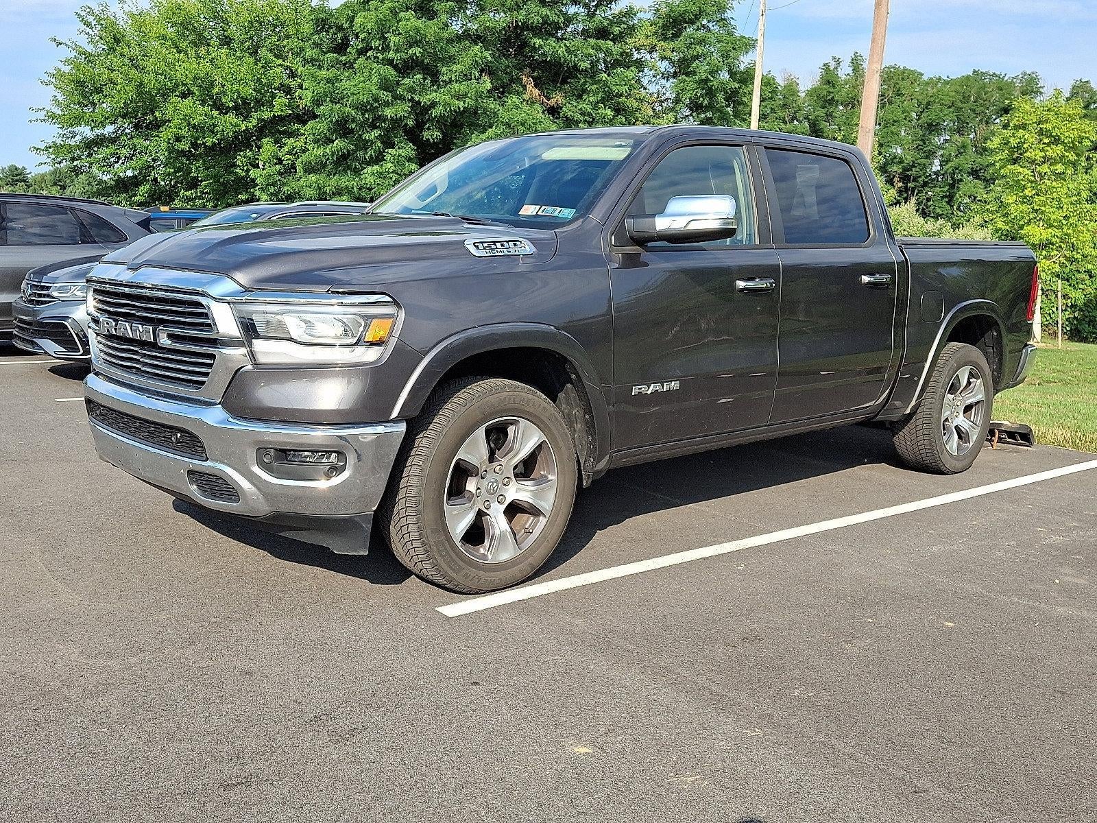 2020 RAM 1500 Laramie 4x4 Crew Cab 5'7" Box
