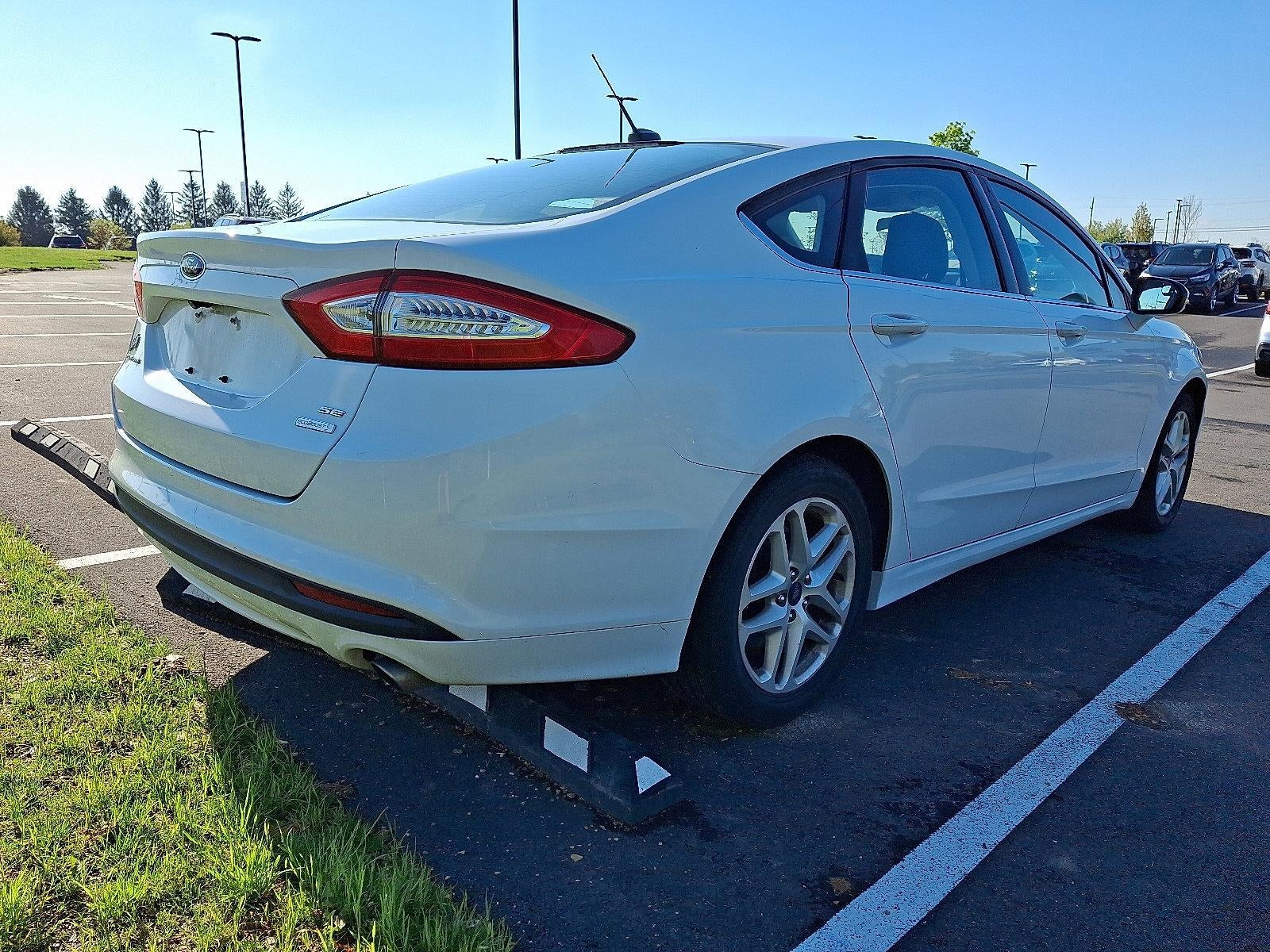2014 Ford Fusion 4dr Sdn SE FWD