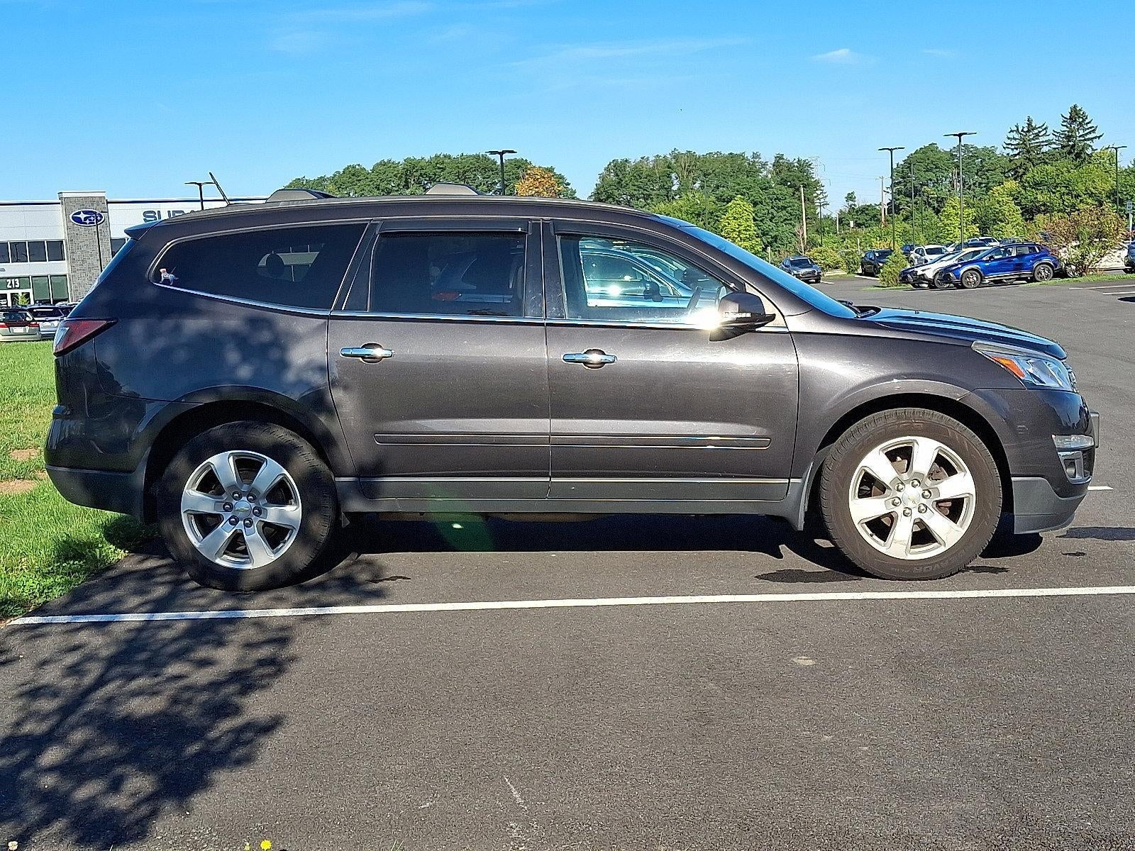 2017 Chevrolet Traverse AWD 1LT