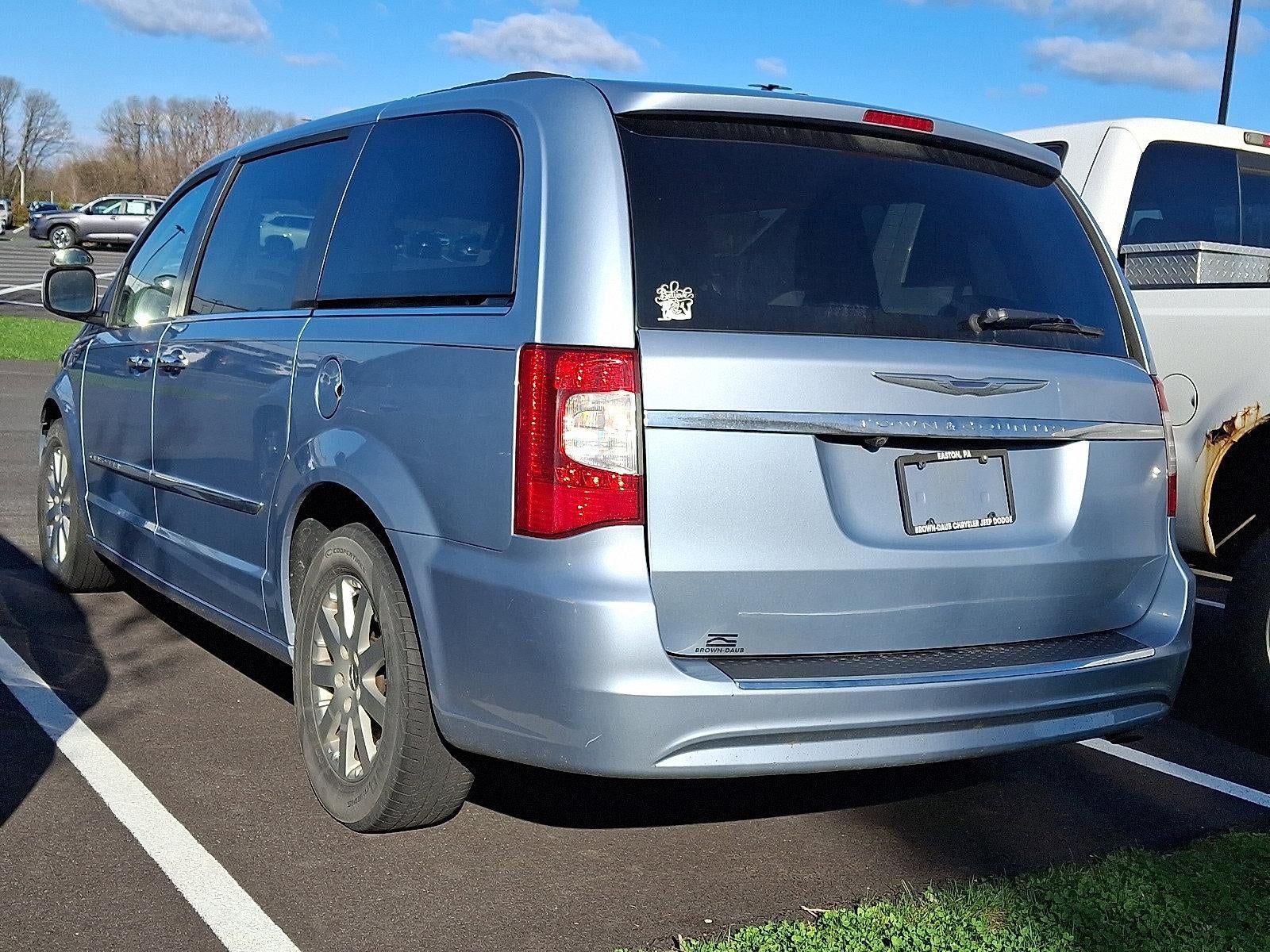2016 Chrysler Town & Country 4dr Wgn Touring