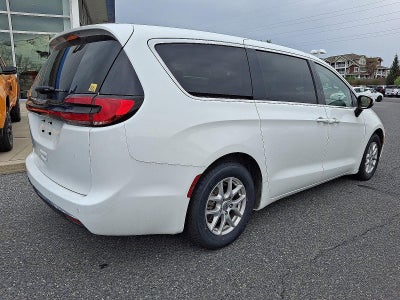 2023 Chrysler Pacifica Touring L FWD