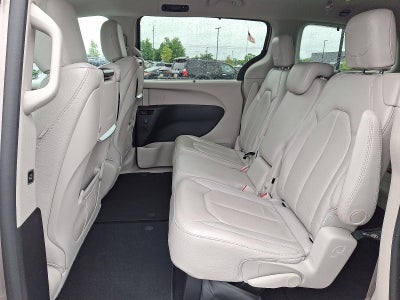 2017 Chrysler Pacifica Touring-L Plus FWD
