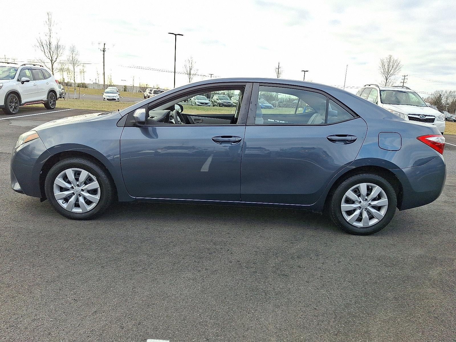 2015 Toyota Corolla 4dr Sdn CVT Auto LE (Natl)