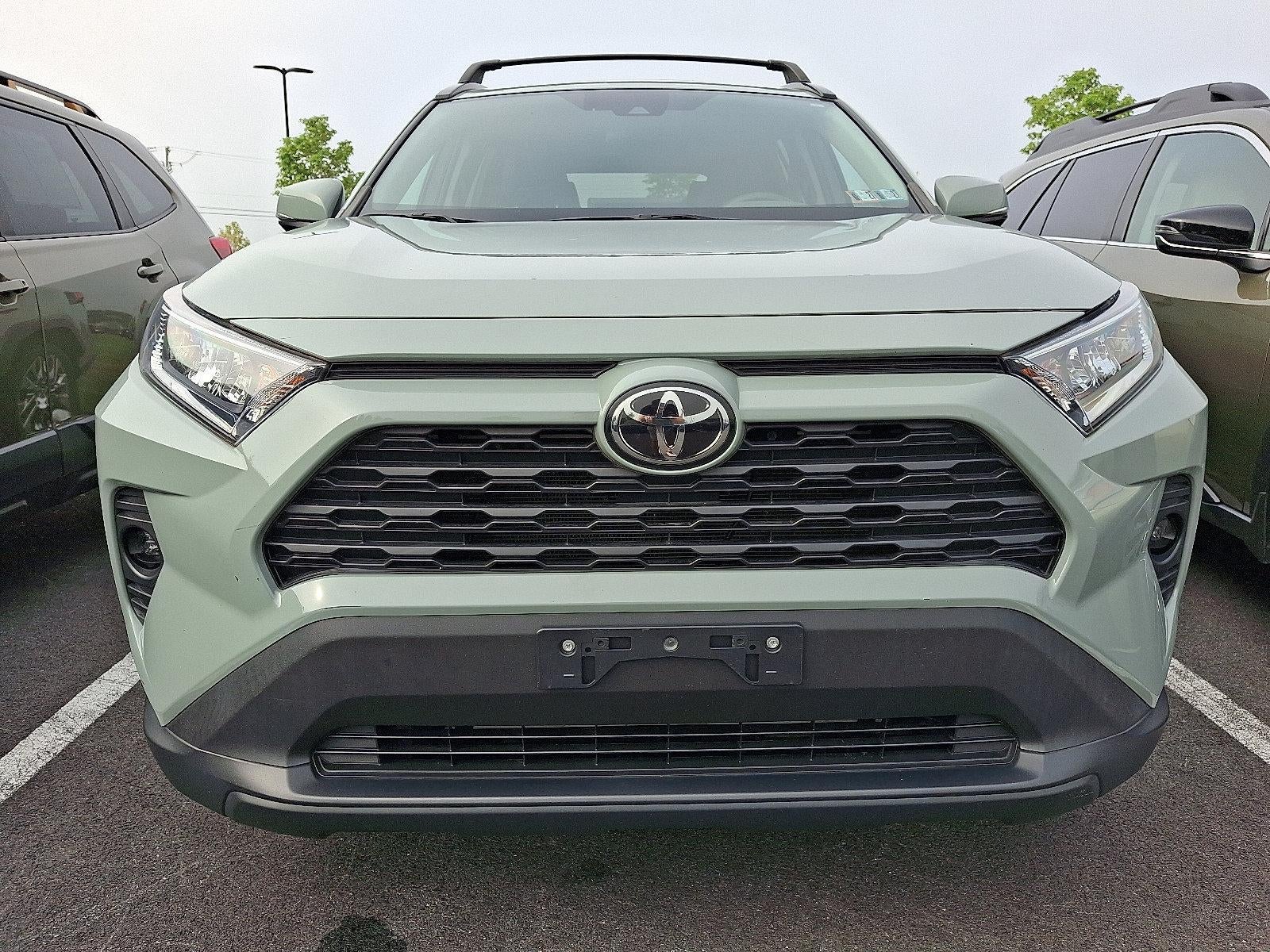 2020 Toyota RAV4 XLE Premium AWD (Natl)