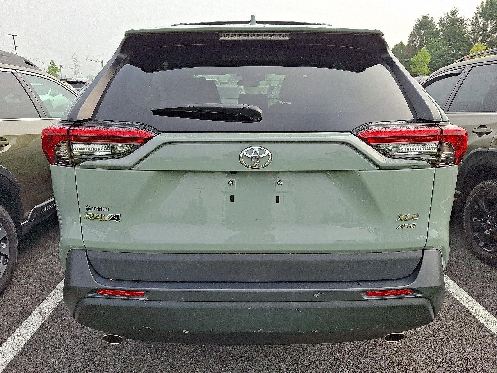 2020 Toyota RAV4 XLE Premium AWD (Natl)
