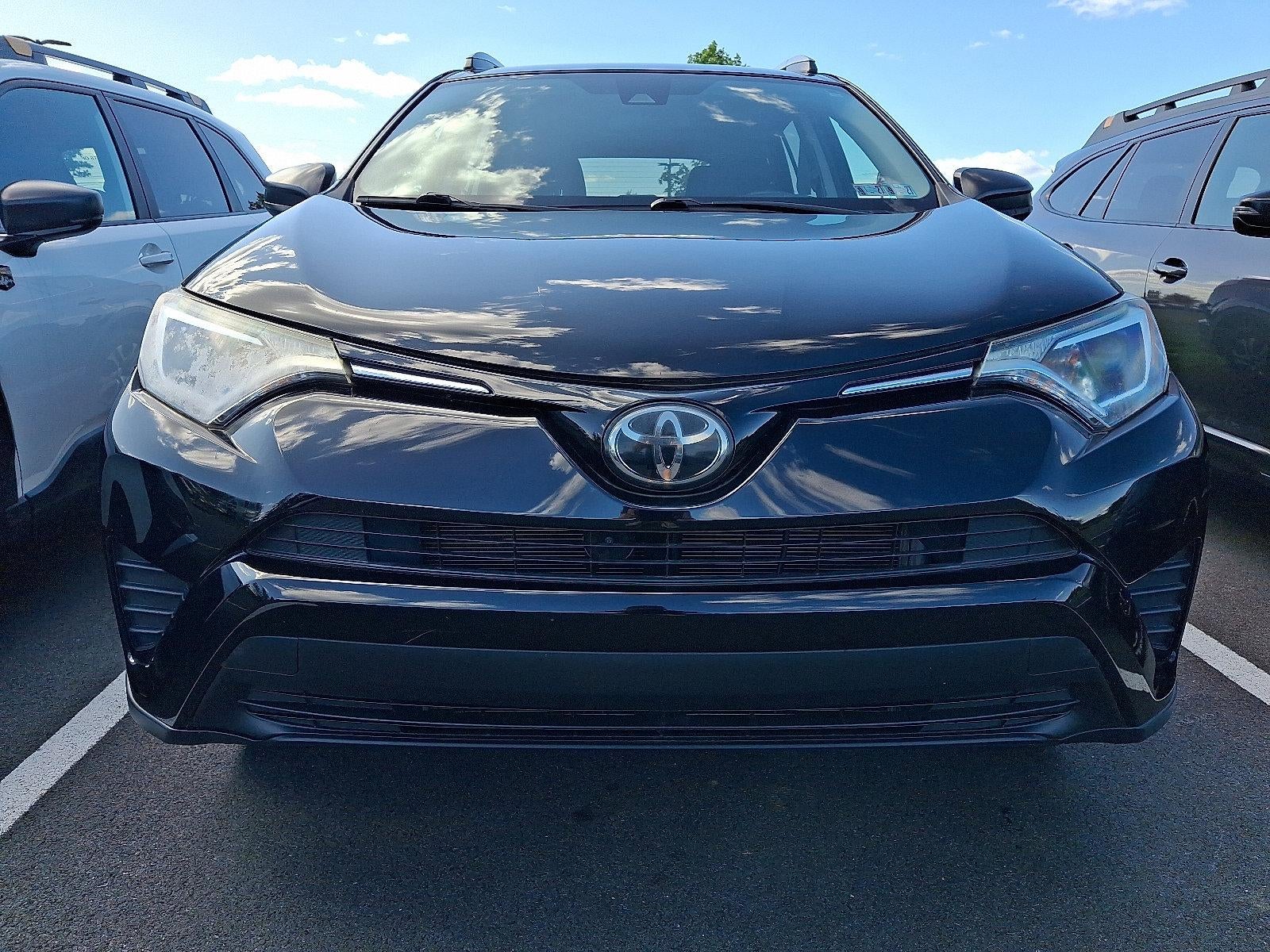 2017 Toyota RAV4 LE AWD (Natl)