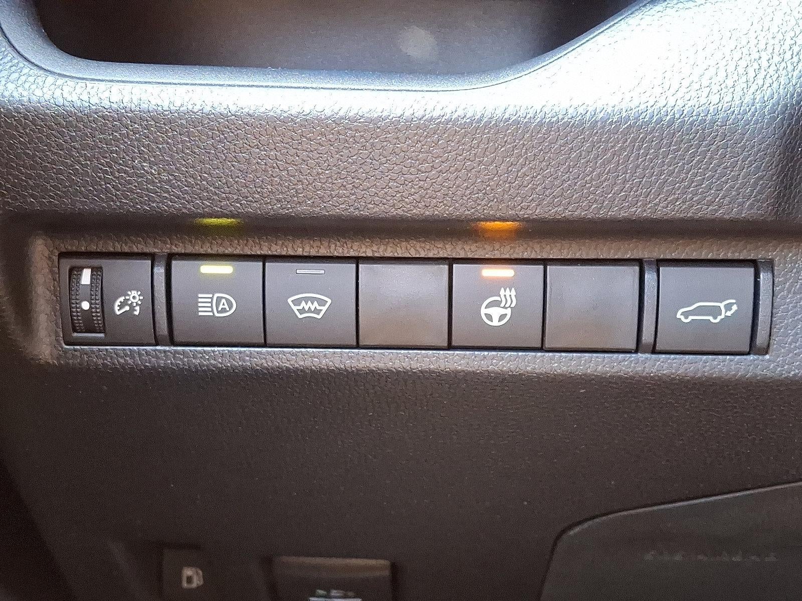 2025 Toyota RAV4 Hybrid XSE AWD (Natl)