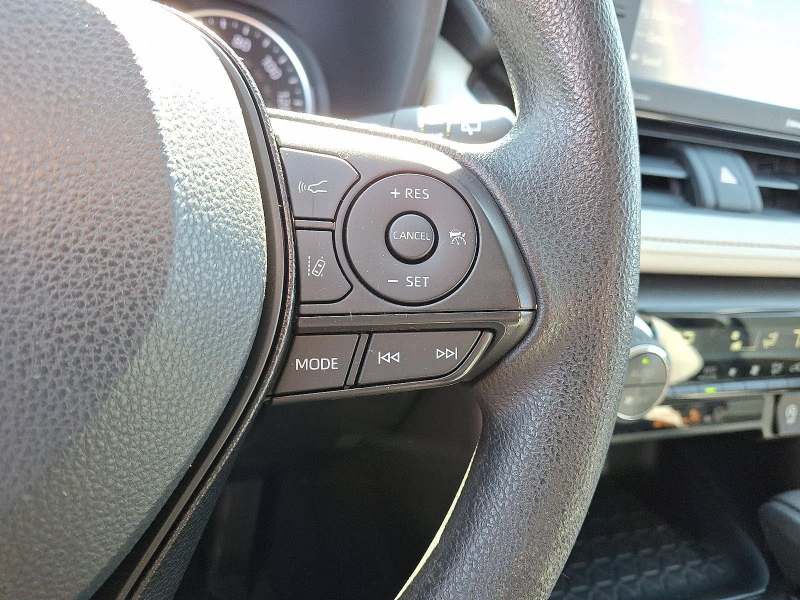 2020 Toyota RAV4 XLE AWD (Natl)