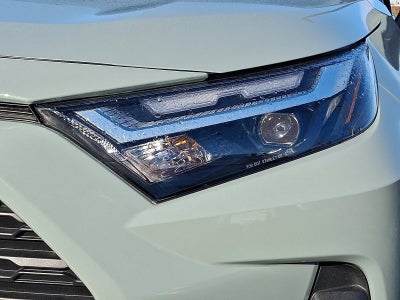 2023 Toyota RAV4 Hybrid XLE Premium AWD (Natl)