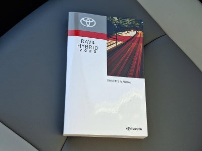 2023 Toyota RAV4 Hybrid XLE Premium AWD (Natl)