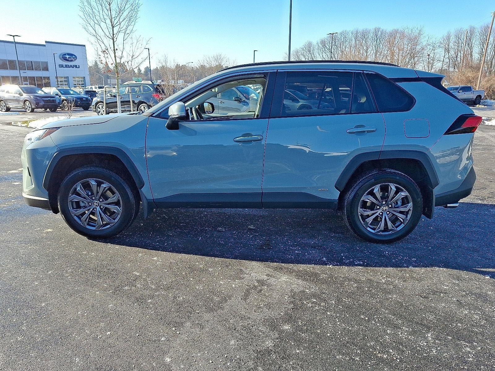 2023 Toyota RAV4 Hybrid XLE Premium AWD (Natl)