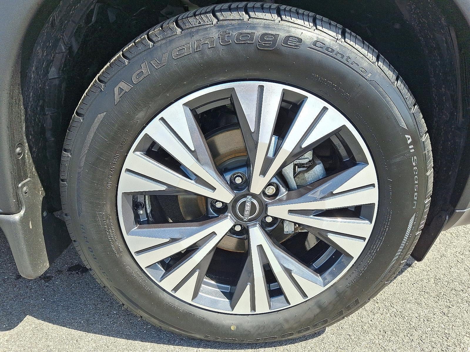 2022 Nissan Rogue AWD SV