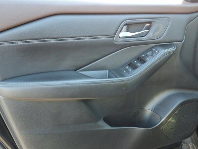 2023 Nissan Rogue AWD SV