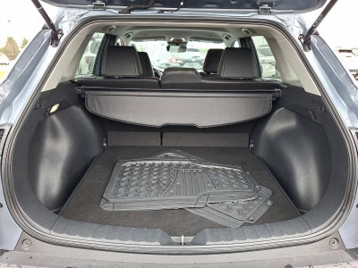 2024 Toyota Corolla Cross XLE 4WD (Natl)