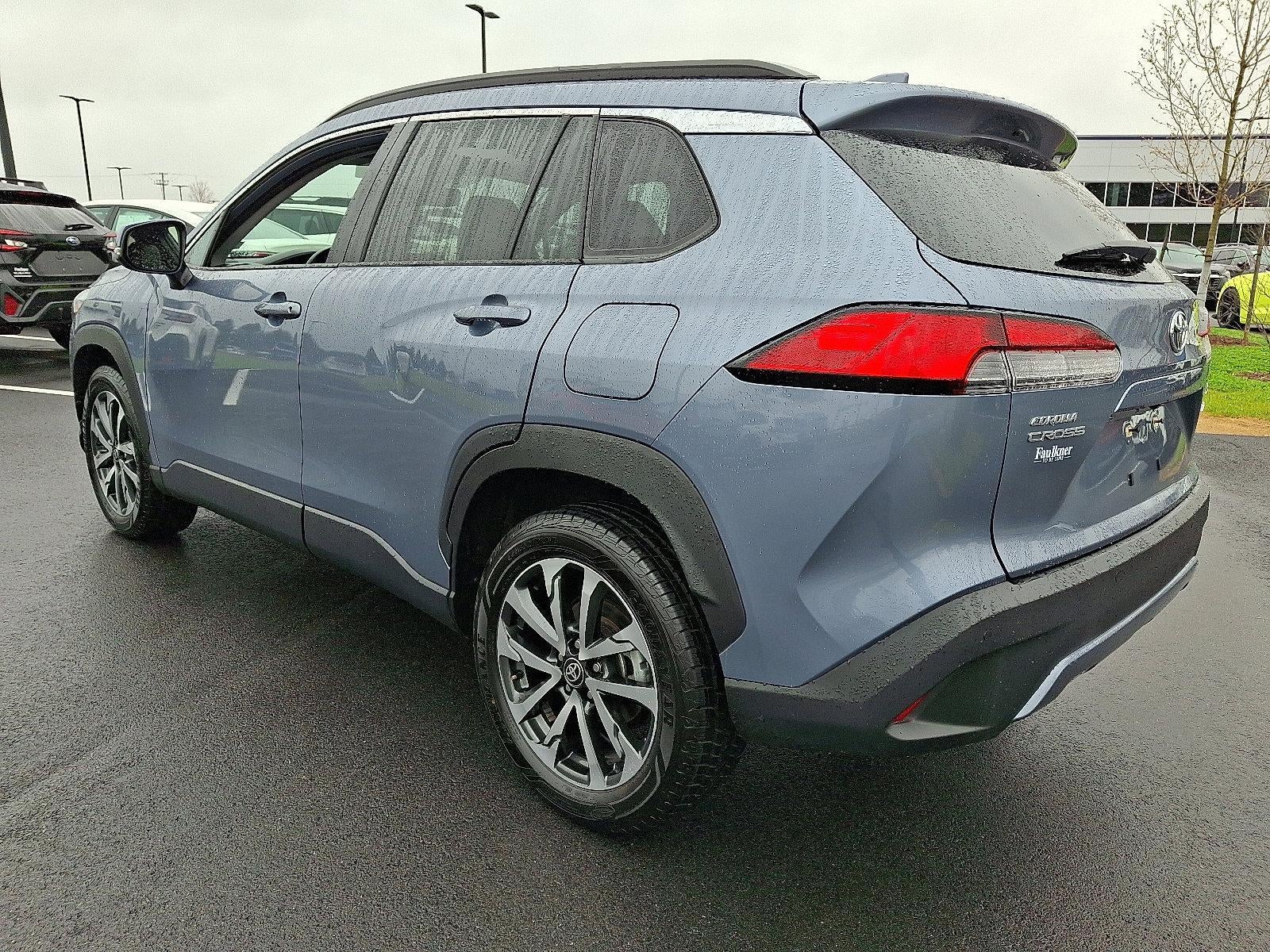 2024 Toyota Corolla Cross XLE 4WD (Natl)