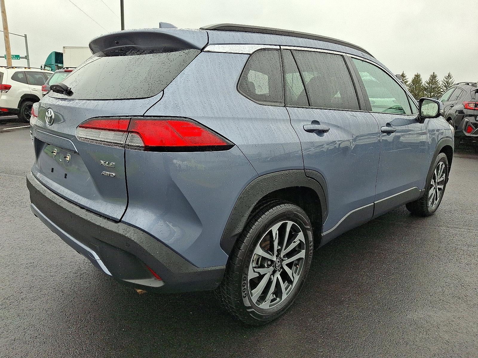 2024 Toyota Corolla Cross XLE 4WD (Natl)