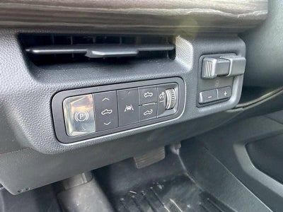 2025 GMC Sierra EV e4WD Crew Cab Max Range Denali
