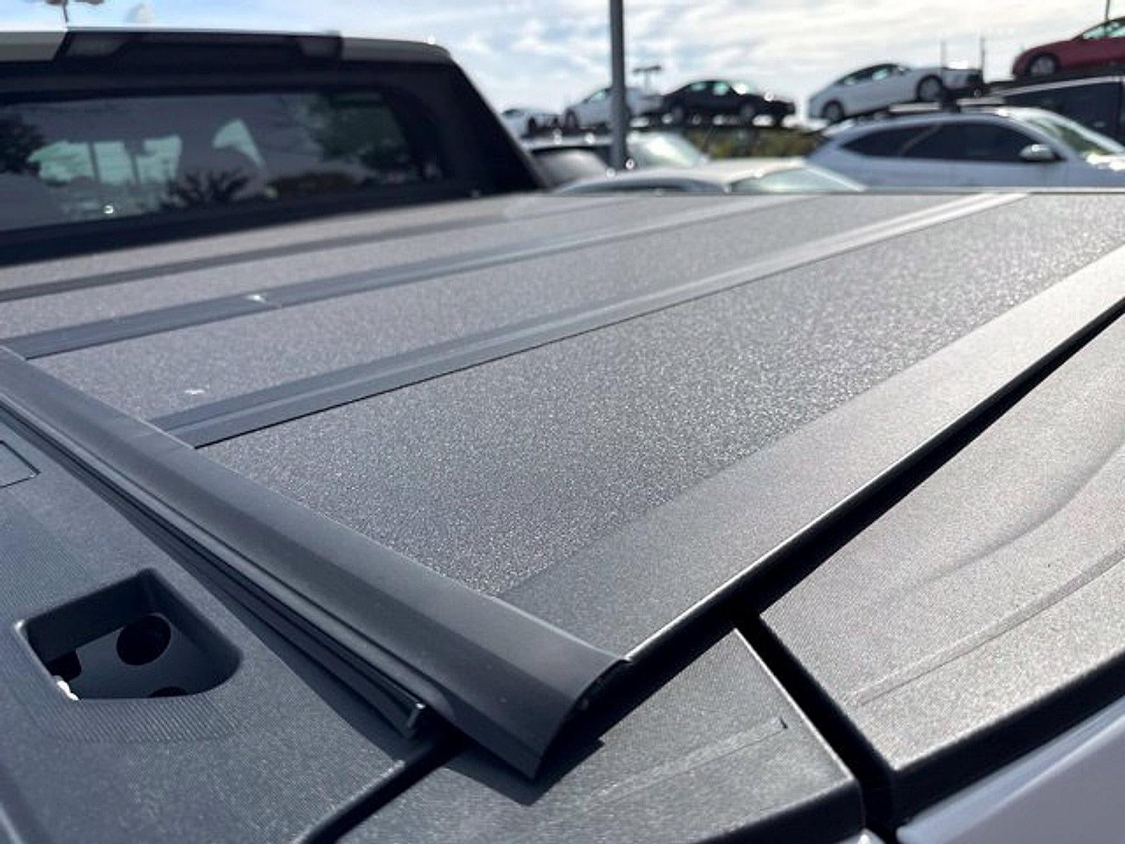 2025 GMC Sierra EV e4WD Crew Cab Max Range Denali