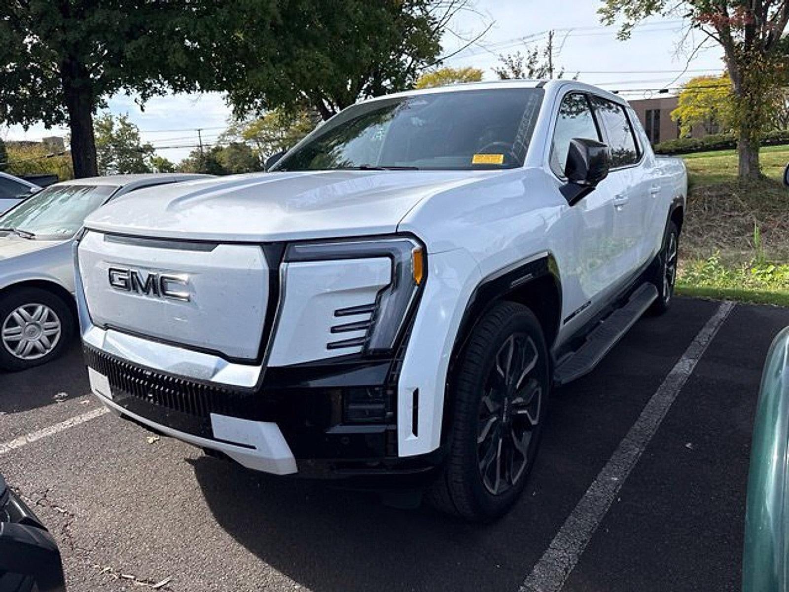 2025 GMC Sierra EV e4WD Crew Cab Max Range Denali