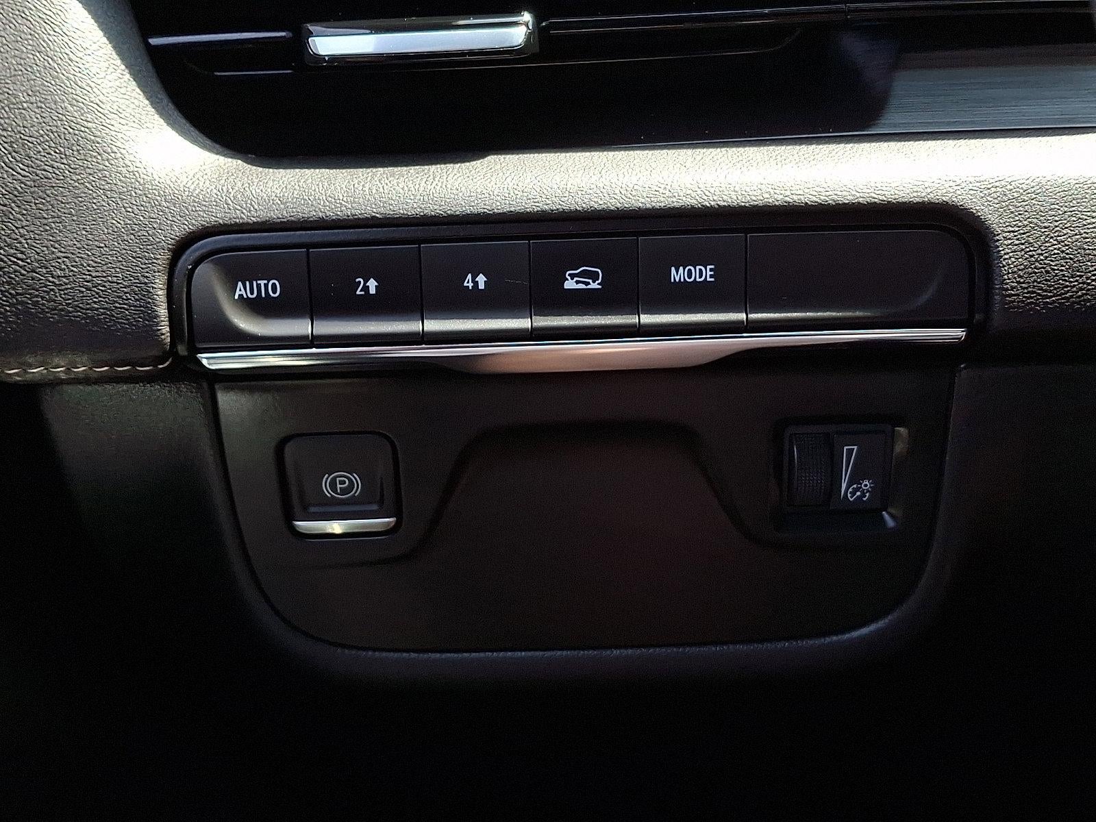 2023 Cadillac Escalade ESV 4WD Premium Luxury