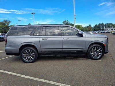 2022 Cadillac Escalade ESV 4WD Sport