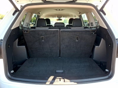 2025 Volkswagen Atlas 2.0T SE w/Technology 4MOTION